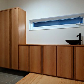 Full Order shoes cloak